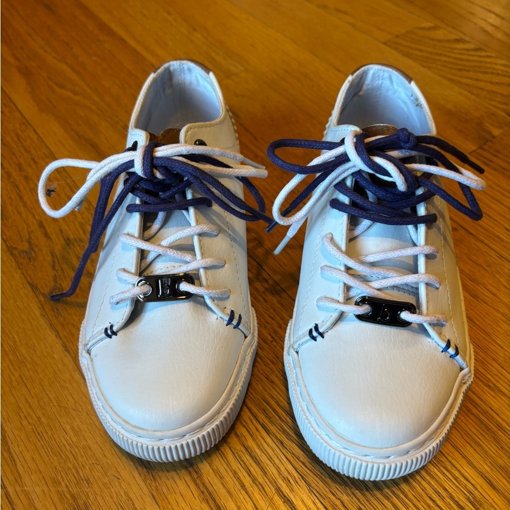 Ted Baker White Kids Sneaker Two Tone As New Navy/White Laces Size 1 / 33 - Picture 3 of 13
